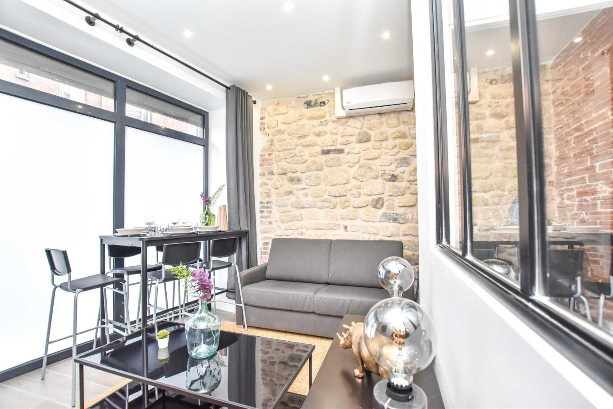 Family - 4br - 10p - Menilmontant Parijs